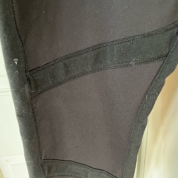 Athleta Black joggers Size 8 Little wear (4) zipped pockets High waist - Picture 5 of 7